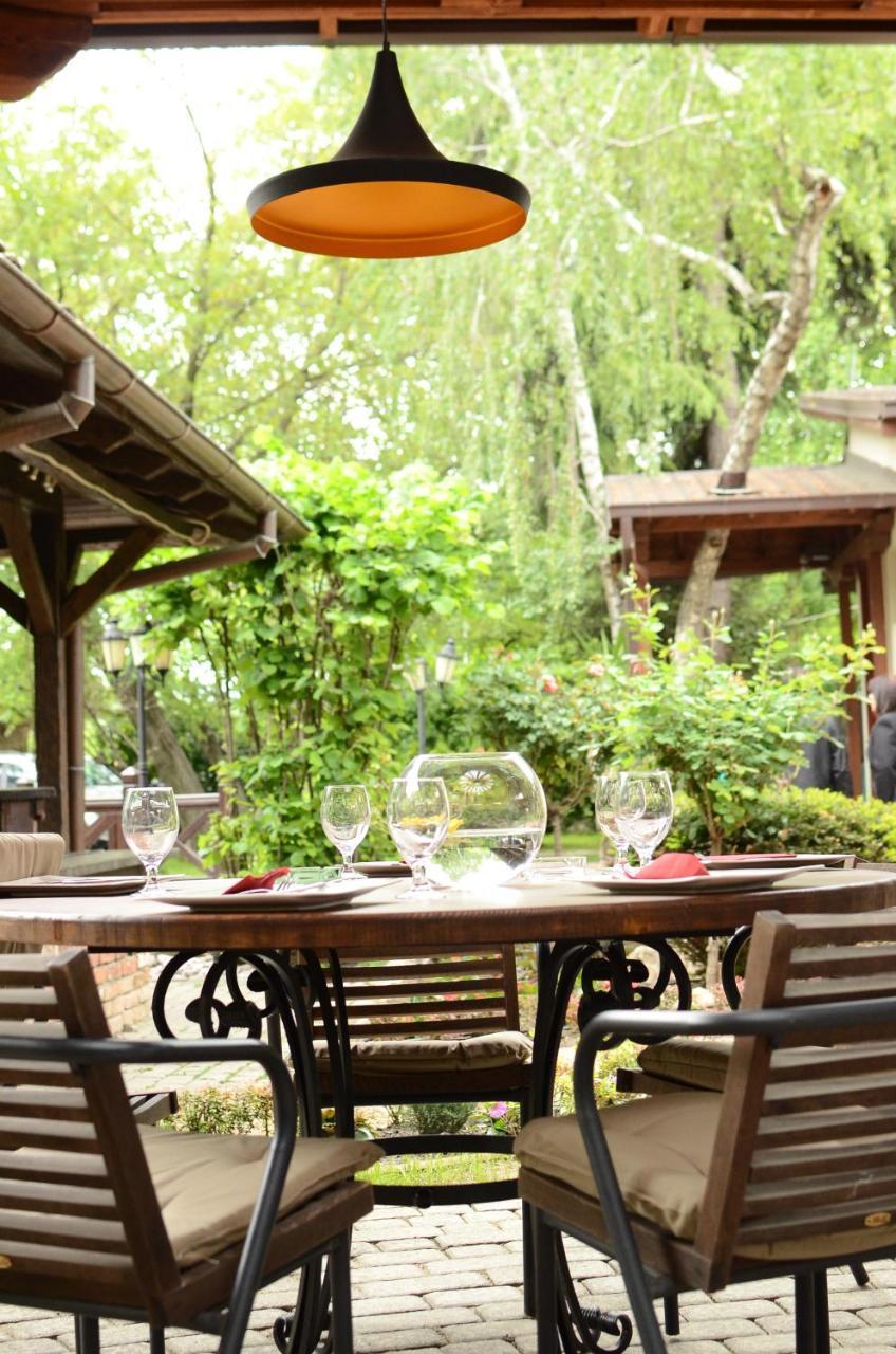 Konak Nestor Bungalows 스코페 외부 사진
