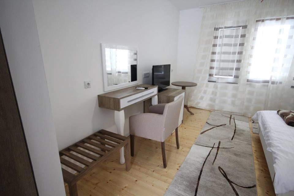 Konak Nestor Bungalows 스코페 외부 사진